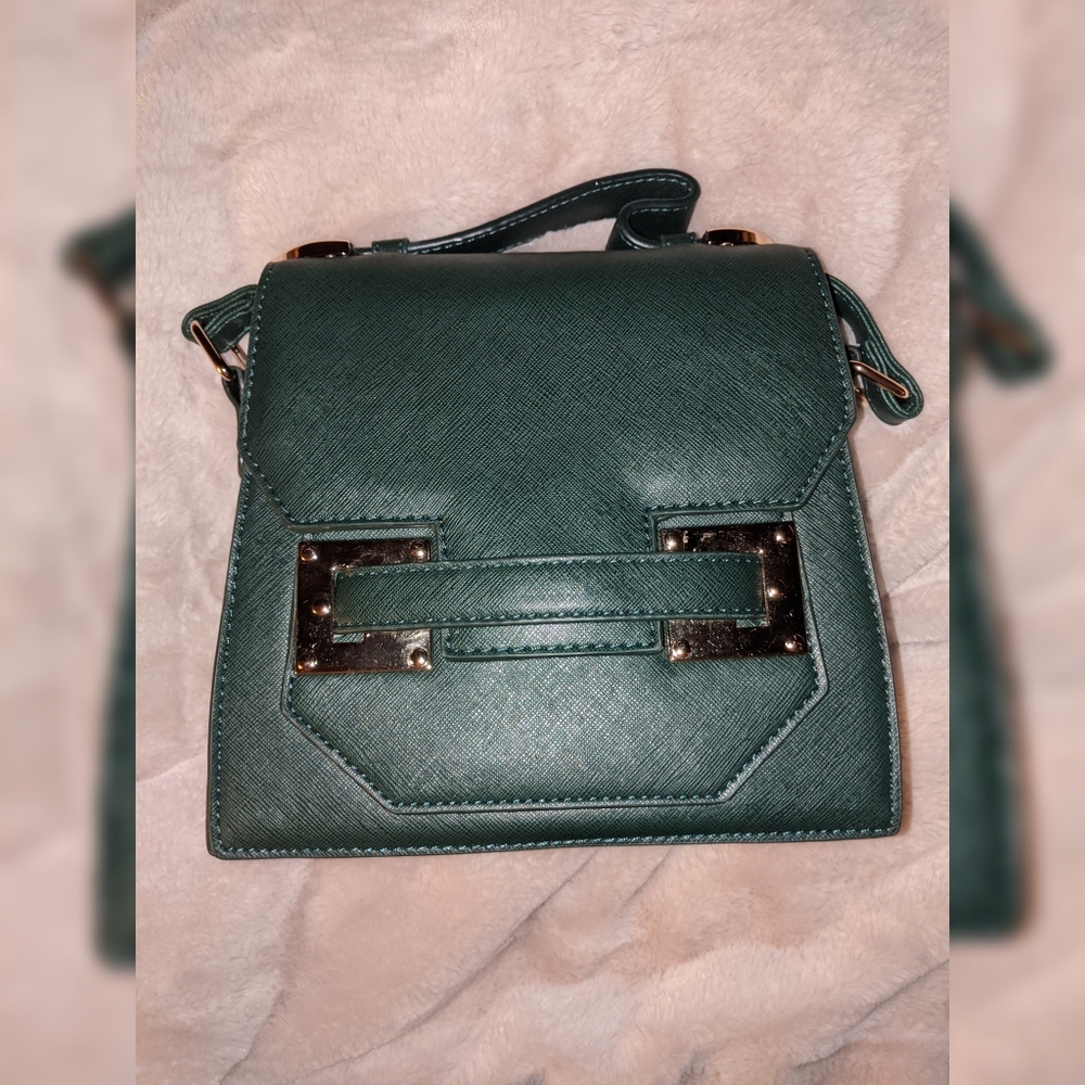 Lionel vegan leather handbag in dark green